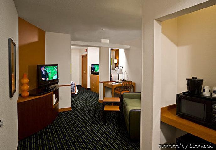 Fairfield Inn And Suites By Marriott Augusta Rum bild